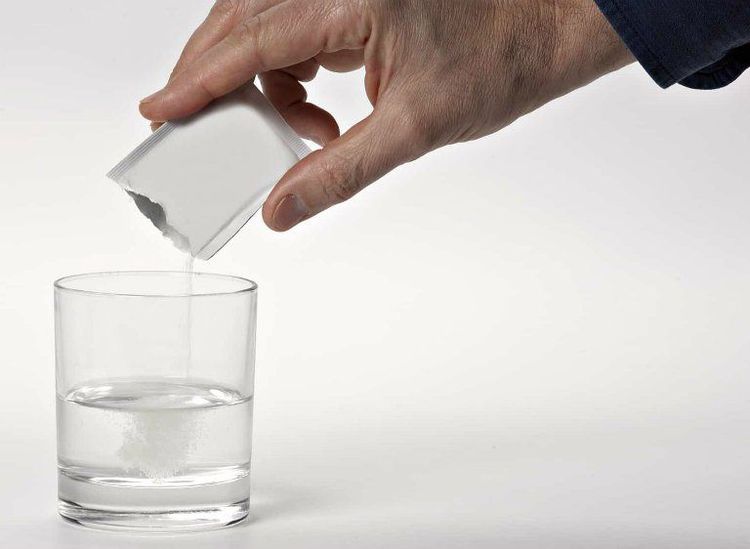 Oral rehydration solutions (ORS) can be used to replace lost fluids