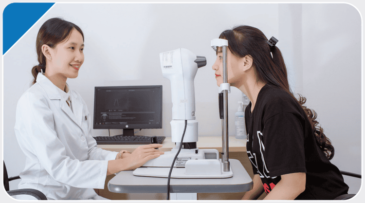 
Cần tìm hiểu và kiểm tra tình trạng mắt trước khi quyết định phẫu thuật lasik
