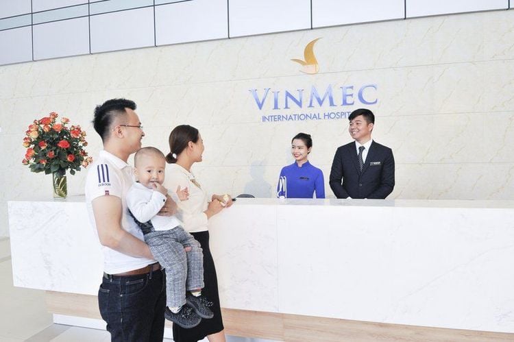 
Vinmec là bệnh viện được nhiều cha mẹ lựa chọn khám bệnh cho con
