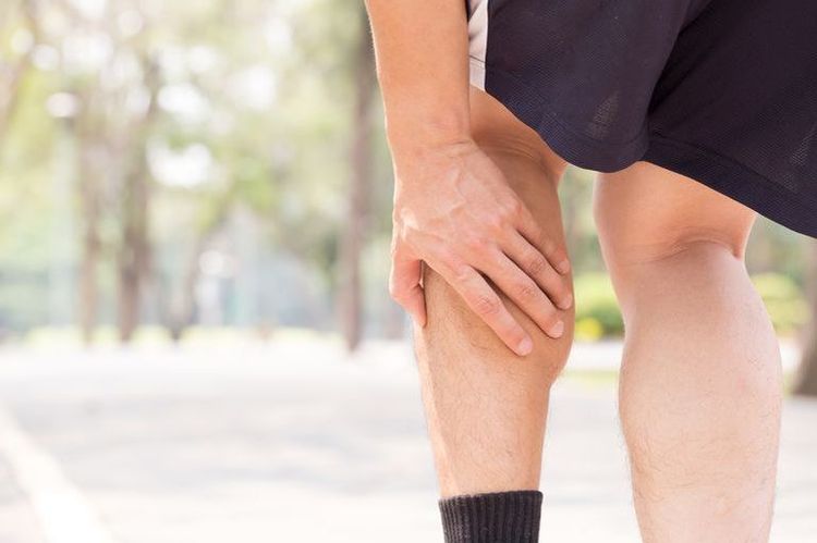 Tắc động mạch chủ chậu mãn tính gây thiếu máu chi dưới