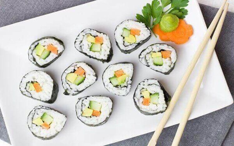 
Sushi chay được làm hoàn toàn từ rau củ
