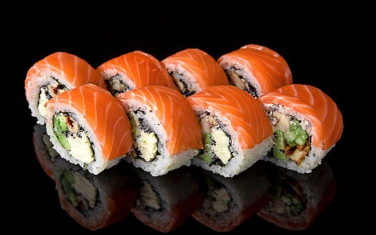 
Mẹ bầu nên tránh sử dụng hải sản sống như sushi
