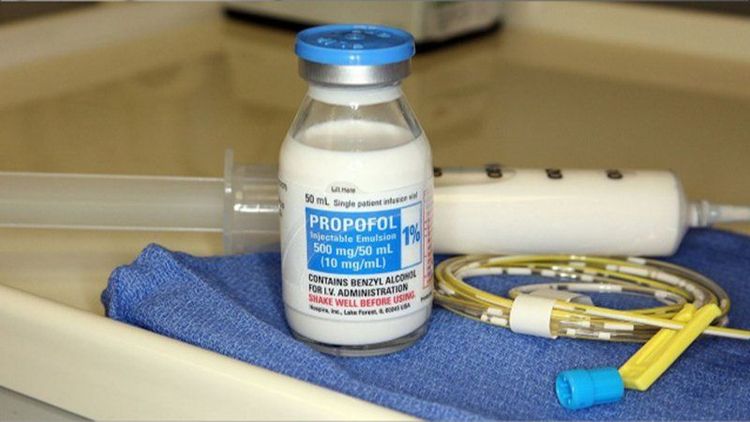 
Thuốc mê Propofol dùng trong gây mê tĩnh mạch toàn thân
