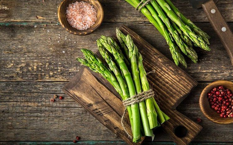 
Axit asparagus là nguyên nhân tạo ra mùi khó chịu sau khi ăn măng tây
