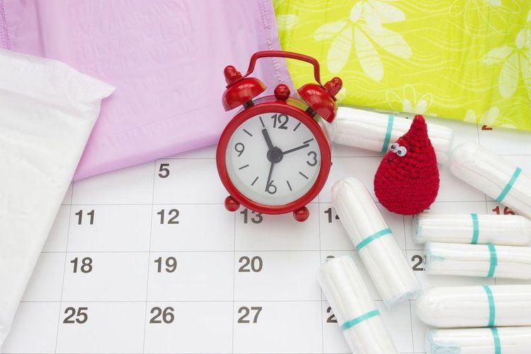 Before the day of menstruation, some women experience headaches and fatigue.