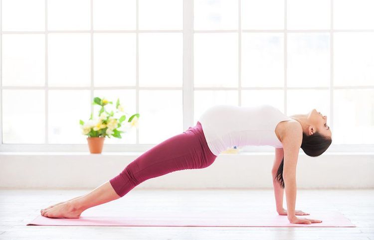 
Thời điểm tốt nhất để bắt đầu tập yoga nếu bạn chưa từng thử nó trước đây là trong tam nguyệt cá thứ hai, sau khoảng 14 tuần
