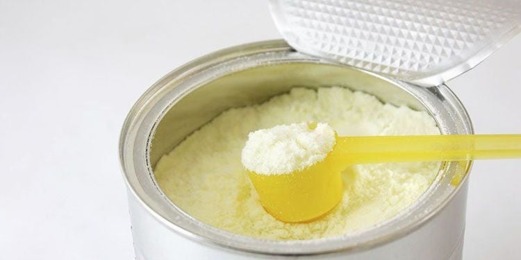 Formula milk can cause the condition of the baby passing frothy stool.
