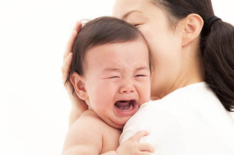 
Táo bón khiến trẻ nhỏ cảm thấy khó chịu và sợ không dám đi đại tiện
