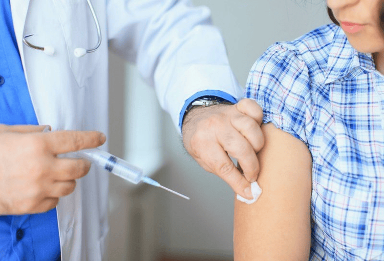 
Phản ứng sau tiêm vaccine COVID-19 chủ yếu ở mức độ nhẹ đến vừa.
