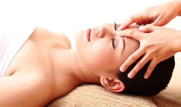 Phương pháp bấm huyệt chữa suy nhược thần kinh được nhiều người quan tâm