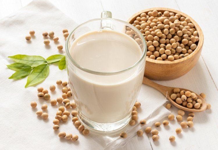 Soy milk brings many health benefits to women