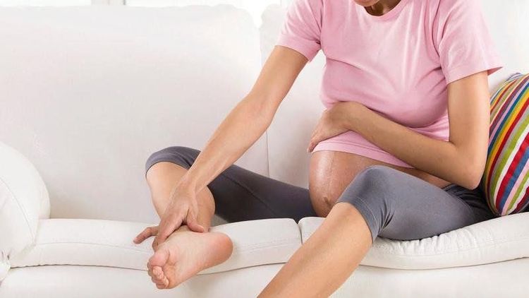 Phụ nữ đang mang thai là một trong các đối tượng hay bị chuột rút