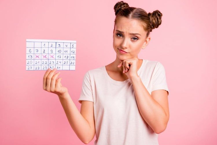 Tình trạng trễ kinh 2 tháng ở phụ nữ cũng có thể xảy ra do các hoạt động kinh nguyệt bị rối loạn