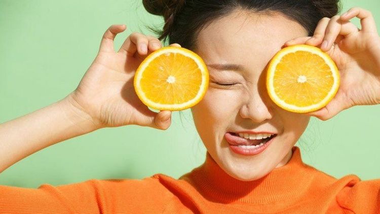 
Mọi người nên sử dụng vitamin C đúng cách
