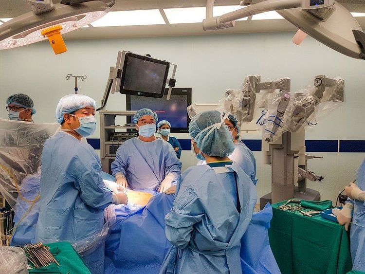 
Robotic surgery for Japanese physician Shimada's prostate cancer
