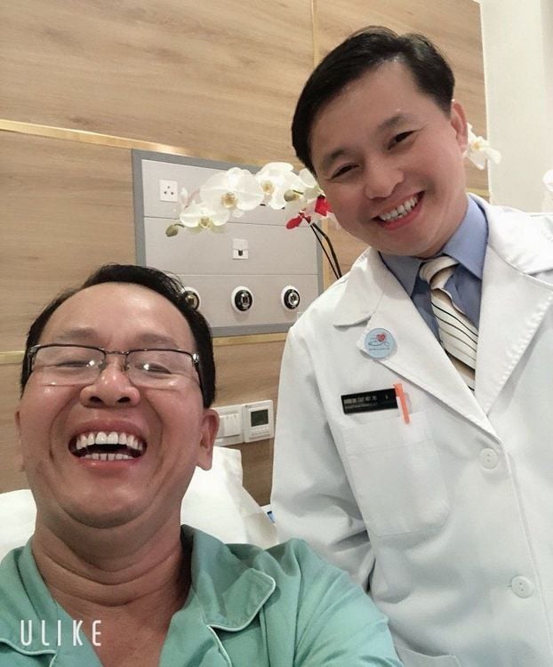 
Mr. Nguyen Van Hung expressed his happiness at regaining his health following vascular surgery at Vinmec Da Nang Hospital.
