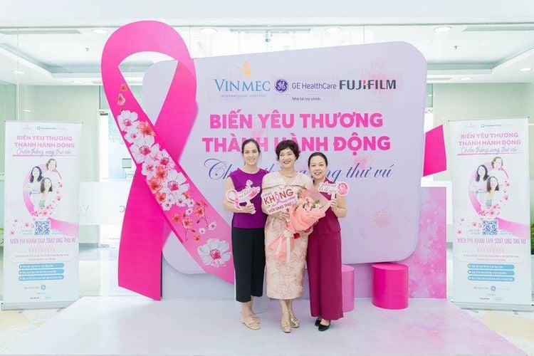 Vinmec lan tỏa yêu thương - chiến thắng ung thư vú cùng các chị em phụ nữ