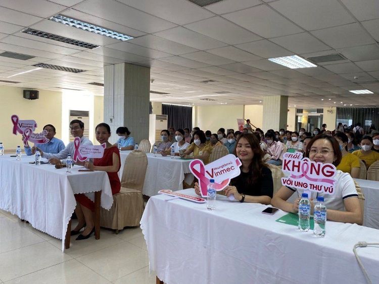 
Organized programs by Vinmec Da Nang over the past 3 months has attracted more than 300 people.
