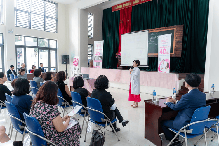 From Hospital to School Campus – PinkWin continue spreading strength and gratitude to female teachers