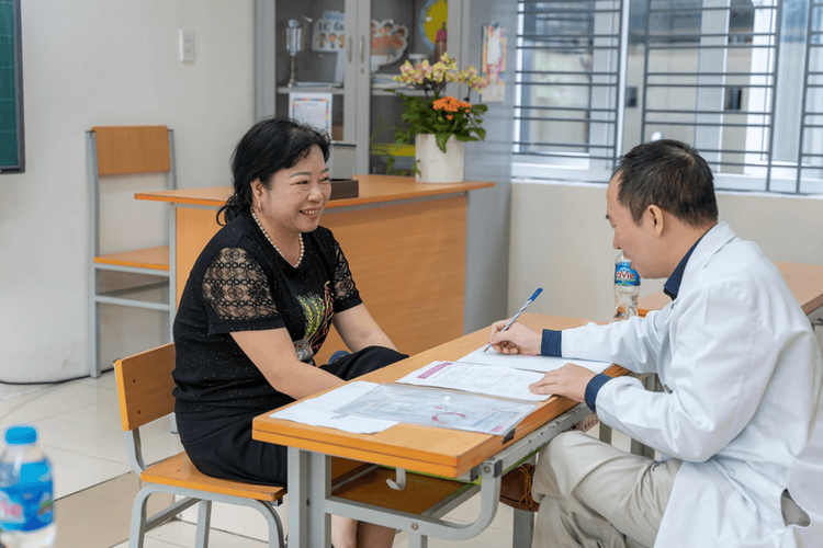 From Hospital to School Campus – PinkWin continue spreading strength and gratitude to female teachers