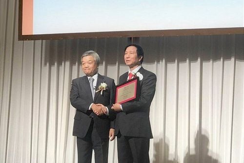 Nikkei Asia prize - the first Vietnamese professor – doctor Awarded