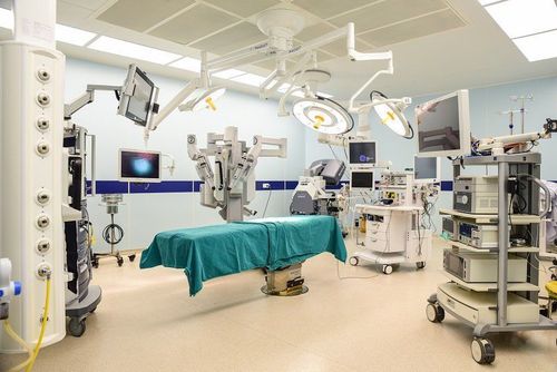 Learn about robotic laparoscopic surgery