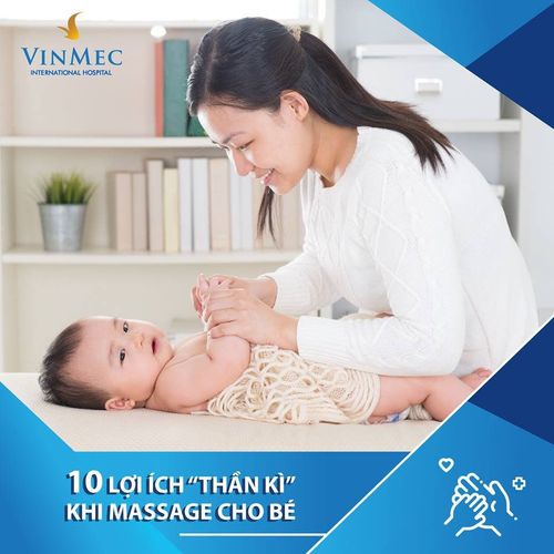10 lợi ích thần kỳ khi massage cho bé