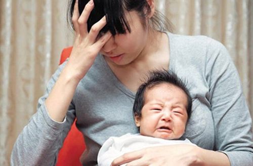 Can postpartum depression in women be cured?