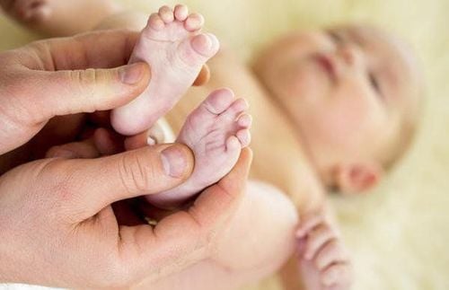 Newborn screening tests should be done soon after birth