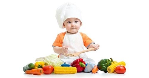 Vì sao cần chú ý bổ sung vitamin A cho trẻ em bị sởi?