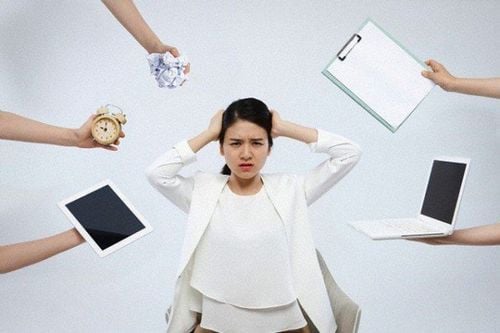 
Stress là một trong số những nguyên nhân gây cao huyết áp ở người trẻ tuổi
