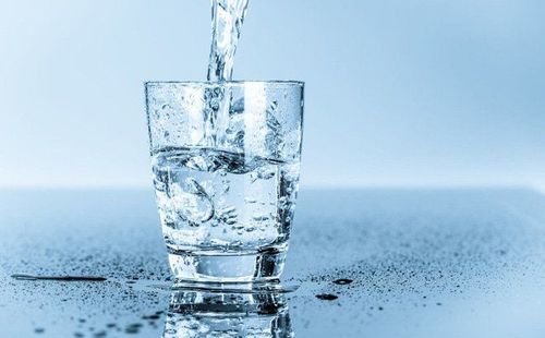 Drink plenty of water while taking calcium supplements to avoid kidney stones.