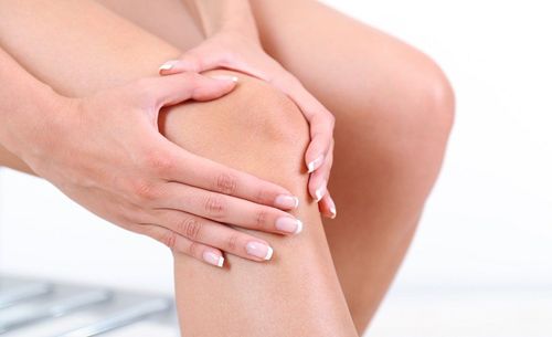 How does ultrasound help identify knee osteoarthritis?