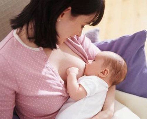 What you need to know about contraception while breastfeeding