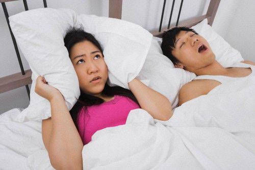 Ngủ ngáy có thể cảnh báo một số nguy cơ sức khỏe sau