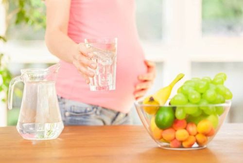 
Drinking enough water helps reduce the risk of oligohydramnios for pregnant women
