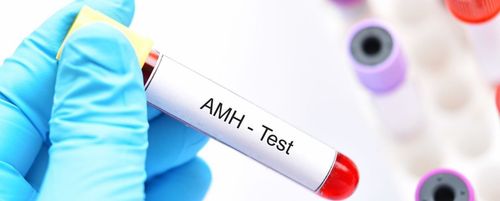 Chỉ số xét nghiệm AMH là 9.61, FSH 5.47 có sao không?
