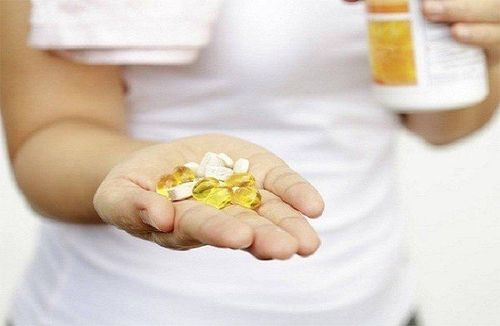 Folic Acid (Vitamin B9): Should be taken before pregnancy