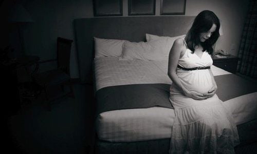 Lưu ý điều trị trầm cảm khi mang thai