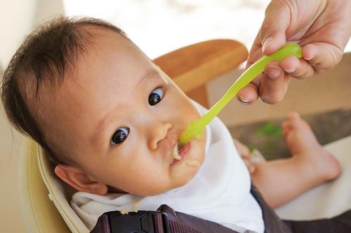 Eating and drinking in children with cerebral palsy