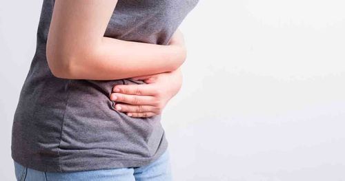 Can stomach pain pass water?