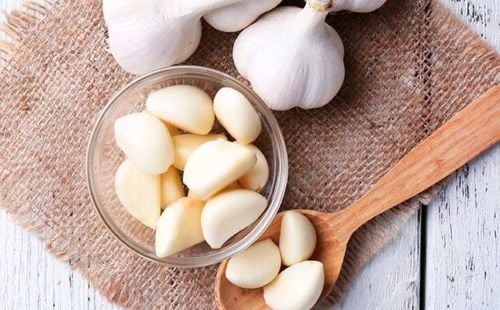 Eating garlic is good for men