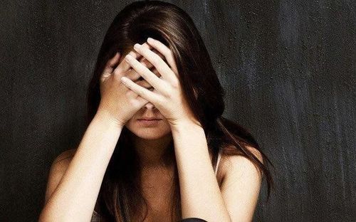 Major depression: Signs and risks of suicide