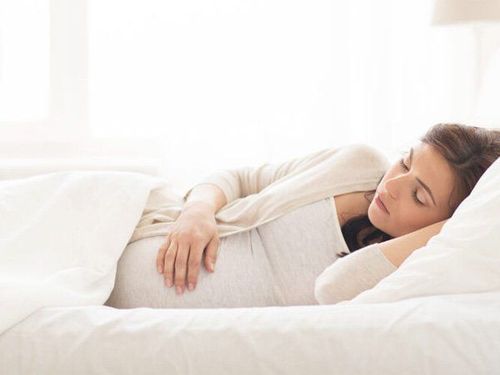 Nghỉ ngơi và ngủ đủ giấc đảm bảo sức khỏe tốt