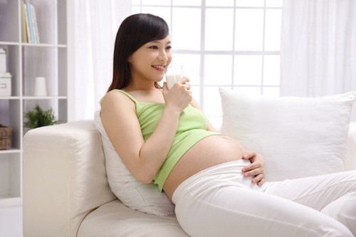 
Gaining too little weight can easily lead to slow fetal growth in the uterus
