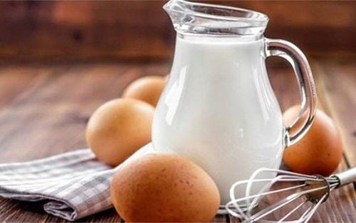 Should eggs and milk appear in the menu of cancer patients?