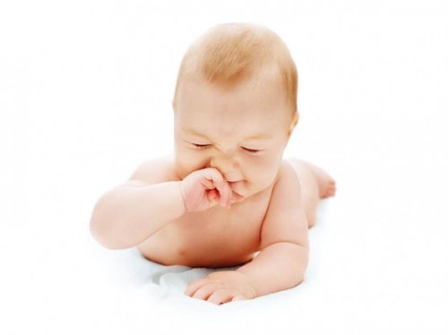 What to do when a baby has a stuffy nose?