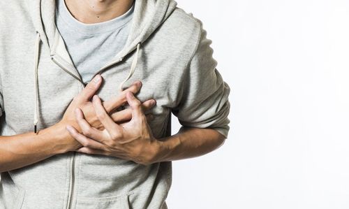 Are there many signs of cardiovascular disease that are dangerous and need to be hospitalized?