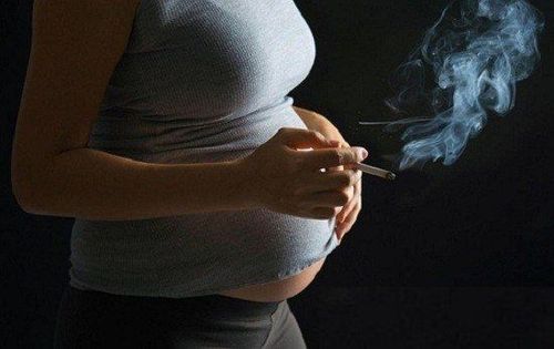 
Smoking in pregnant women causes stillbirth
