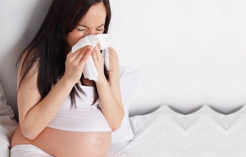 How does the flu affect pregnant women and their unborn babies?